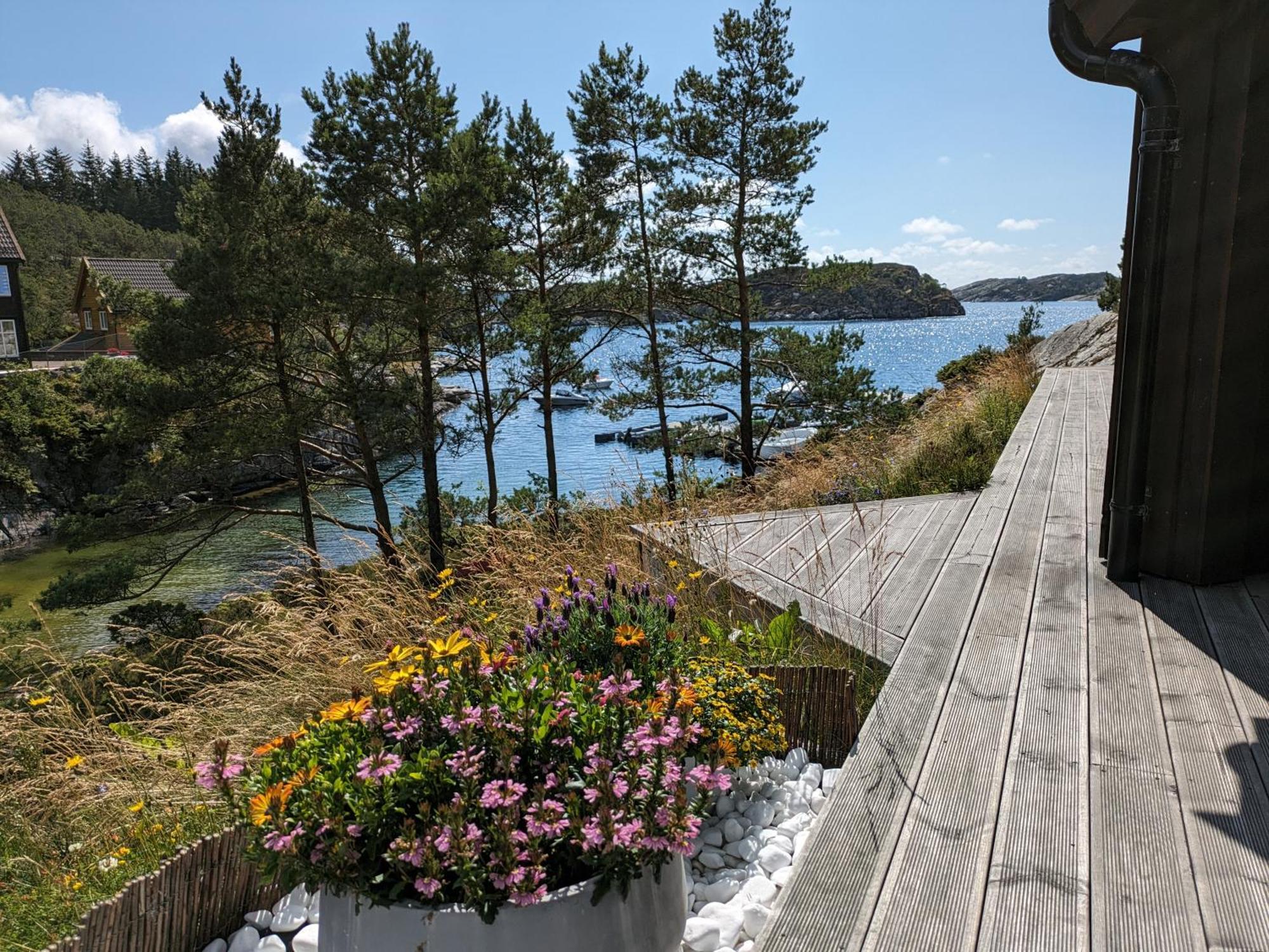 Svaert Nydelig Fritidshytte Forland